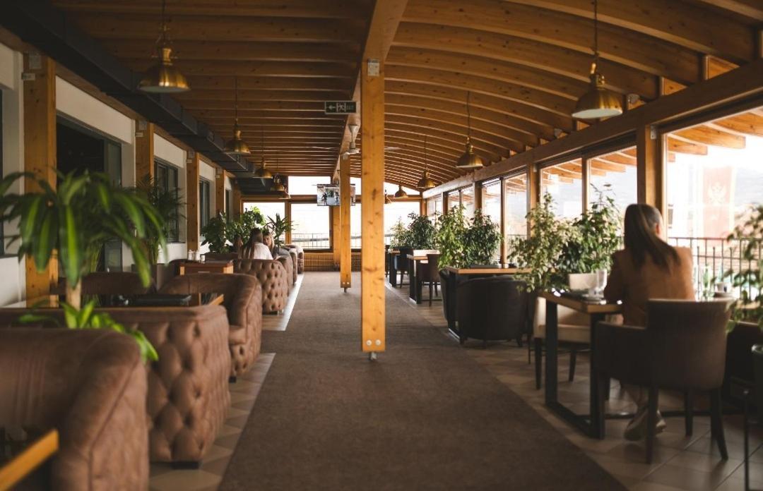 Hotel Marshal Niksic Exterior photo